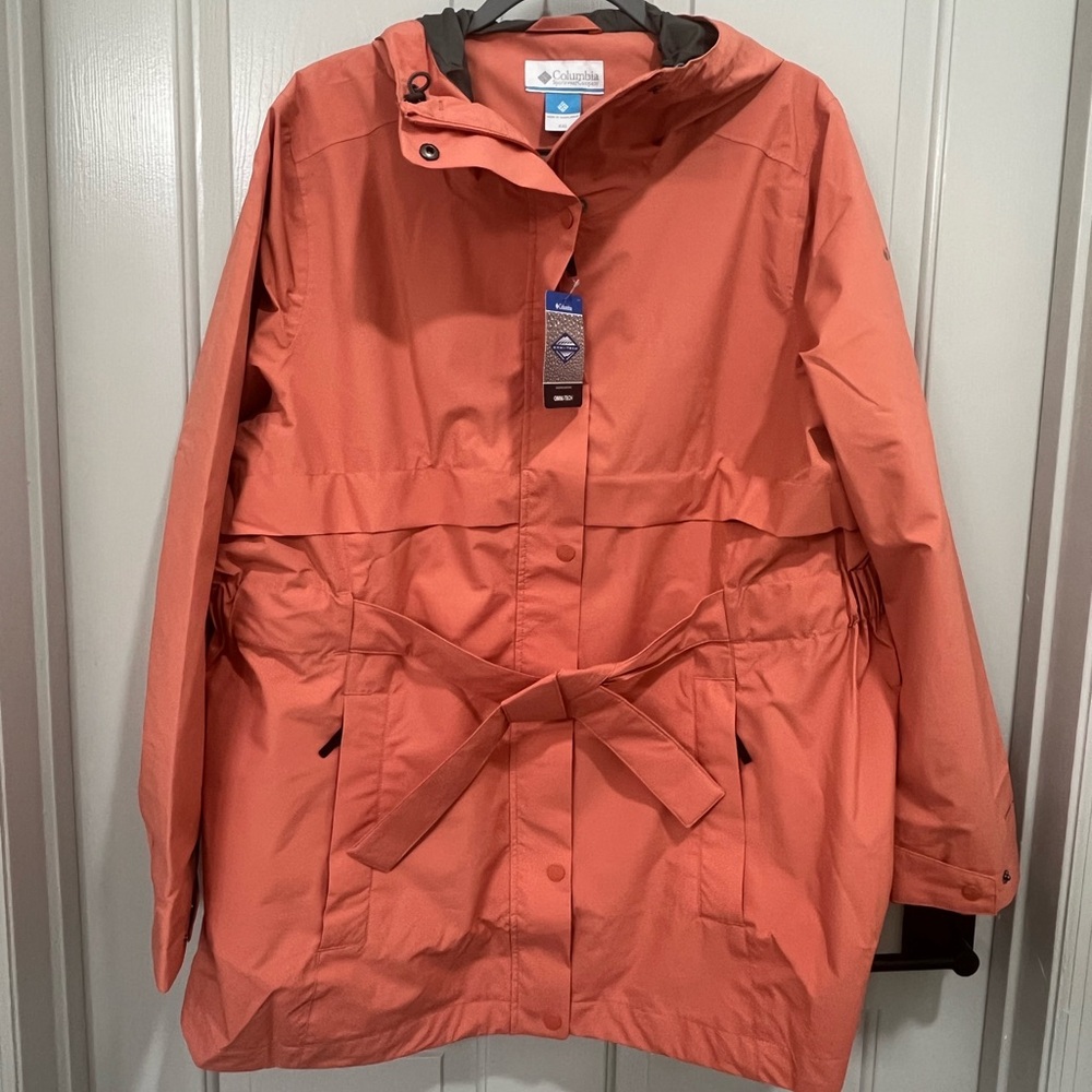 XXL Columbia Rain Trench Jacket in Faded Peach